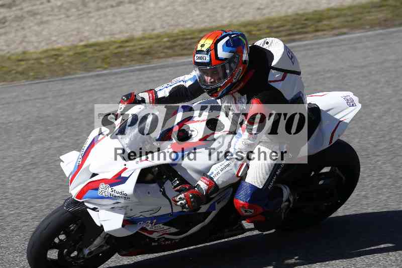 /01 02.04.2026 MAZ ADR/Gruppe rot/ohne